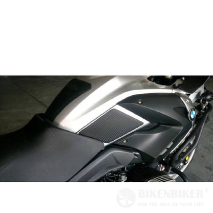 Bmw K 1300 S Ergonomics - Knee Pad Rubba Tech Tank Pad