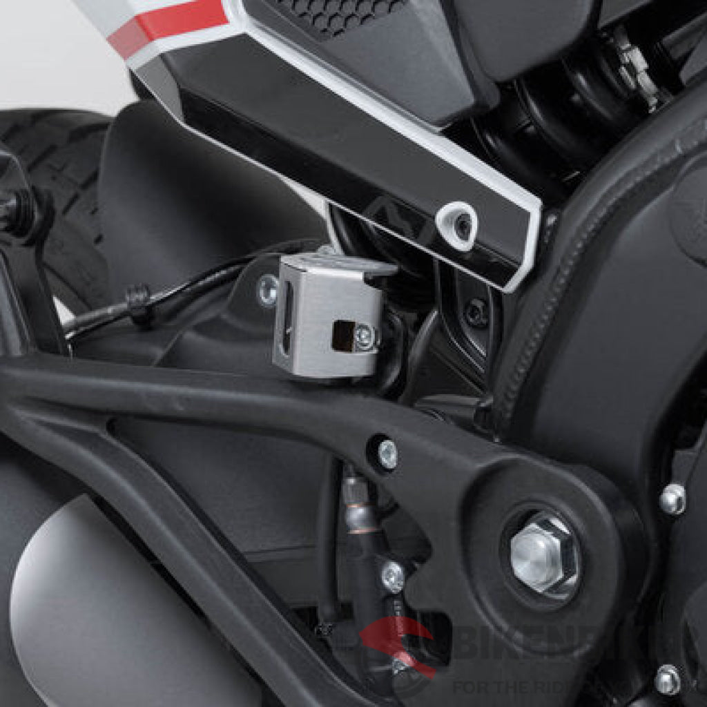 Ducati Scrambler Desert Sled Protection - Brake Reservoir Guard Sw-Motech