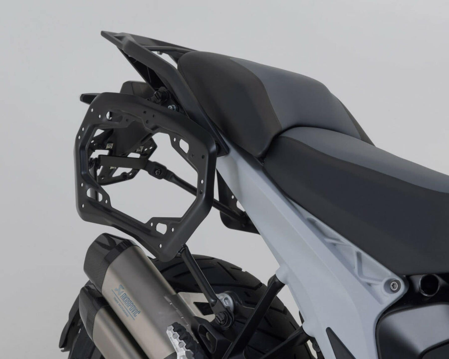 TraX ADV Side Case System 37/37L–Black for BMW R1300GS 2024-SW-Motech-KFT.07.975.70001/B